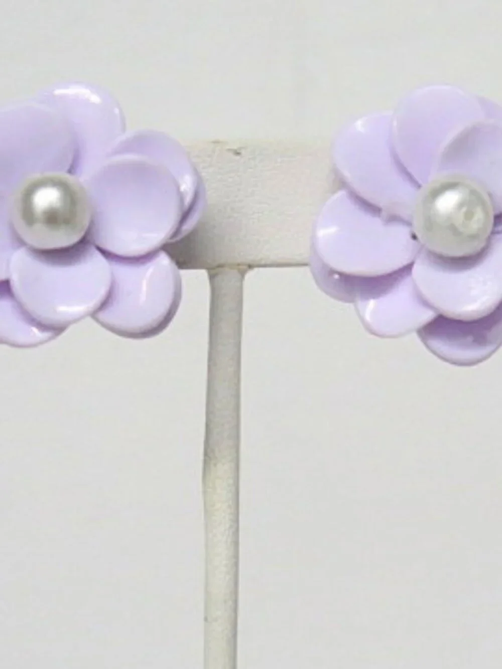 N/A charming vintage